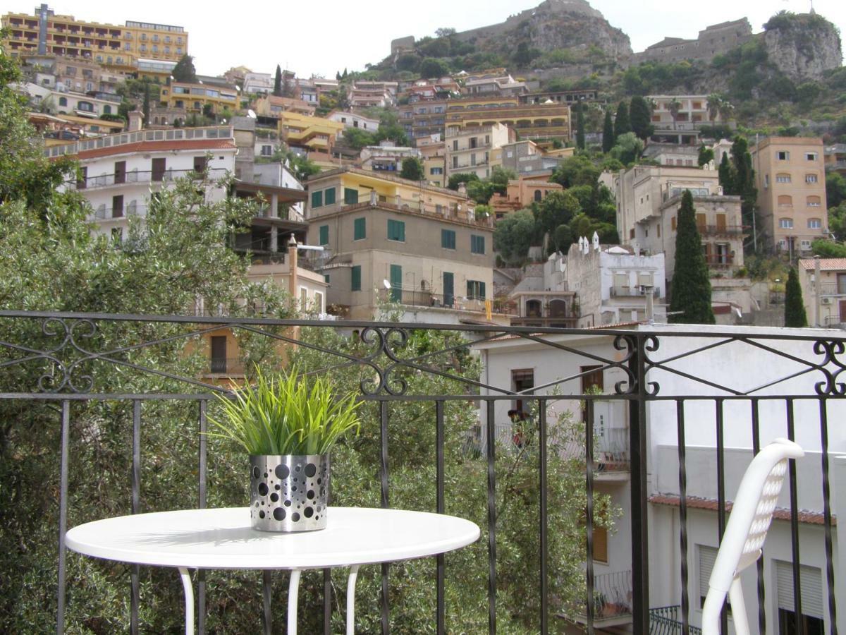 Taormina Castle And Sea View Apartman Kültér fotó