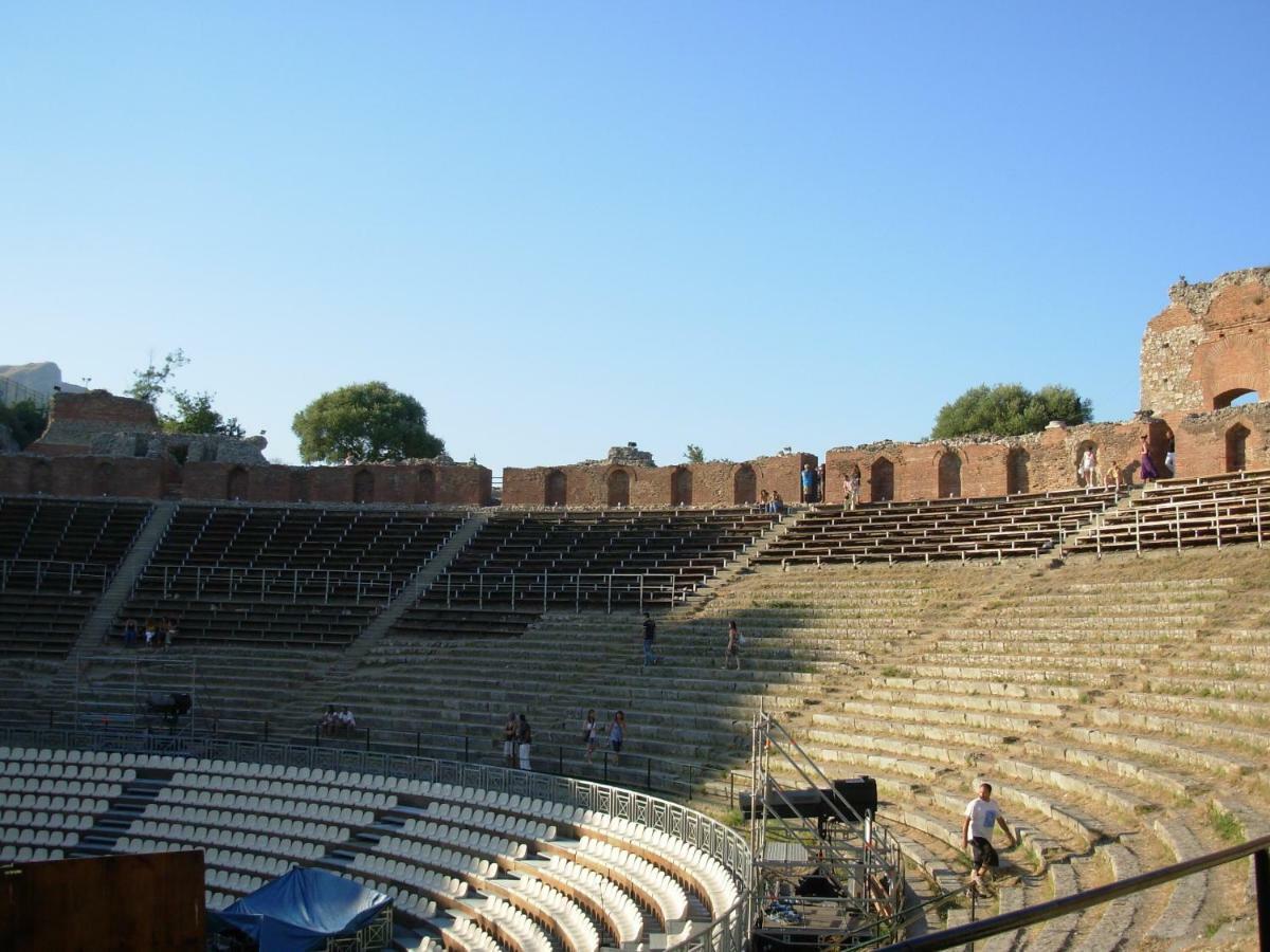 Taormina Castle And Sea View Apartman Kültér fotó